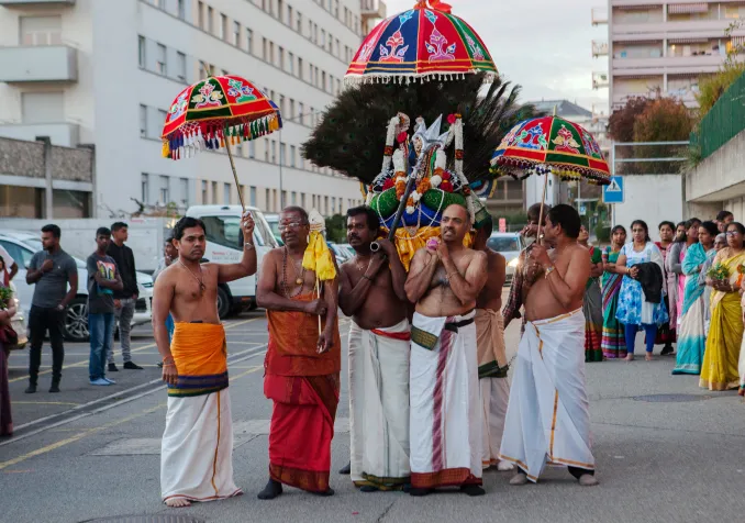 Procession hindouiste à Prilly. @ECAL/Cynthia Ammann