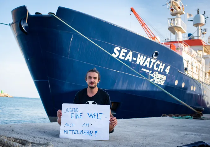 Chris Grodotzki/sea-watch.org Jakob Frühmann, membre d'équipage du Sea-Watch 4