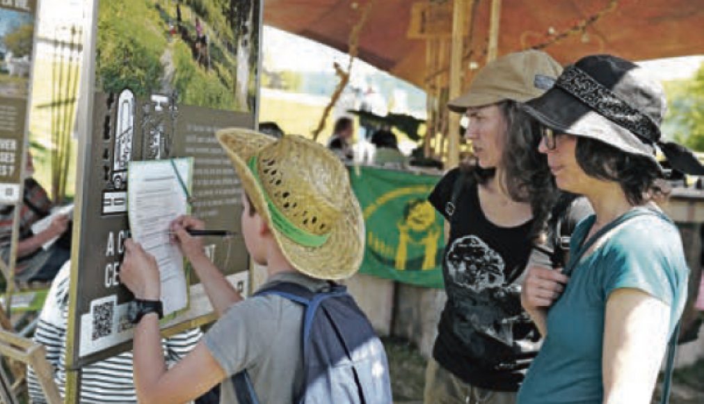 Exposition lors de la Foire Bio Agri de Moudon / © DR