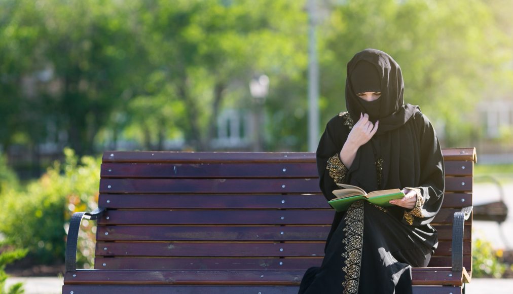 Le Conseil suisse des religions s’oppose à l’interdiction du voile islamique intégral / IStock