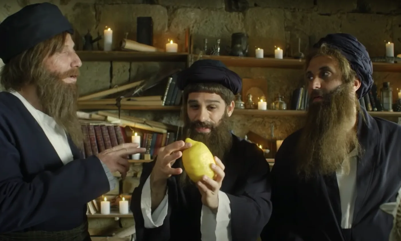 la série israélienne «The Jews are Coming», co-écrite par une Bernoise d’origine, suscite la colère de l’establishment religieux.  Capture d'écran YouTube