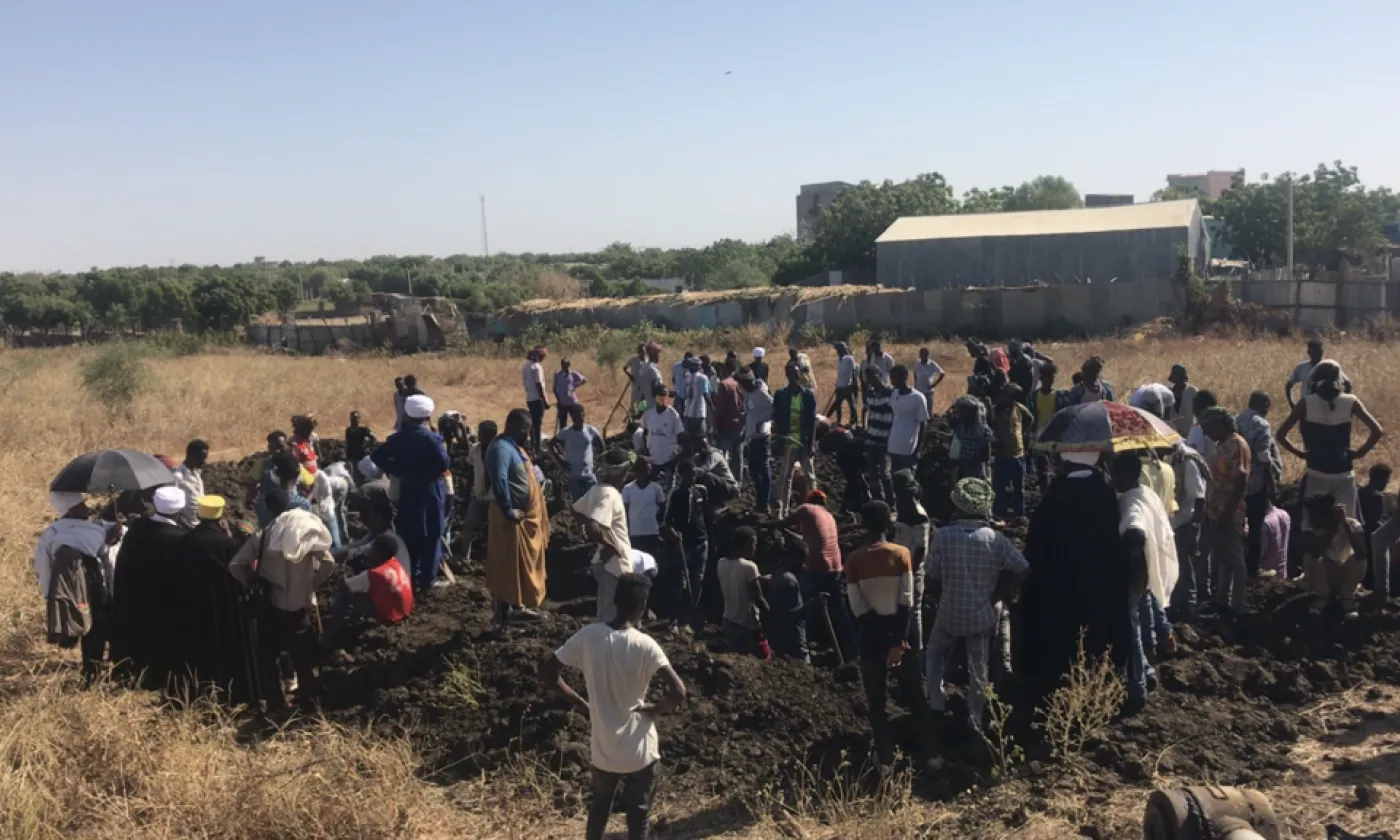 Funérailles après le massacre de Mai Kadra en 2021 ©Yonatan Zebidewos, Public domain, via Wikimedia Commons