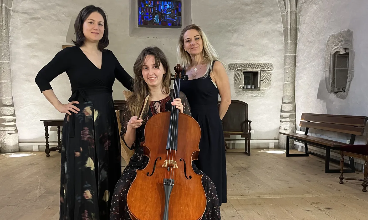 De gauche à droite: Oriane Joubert, Viviane Urio et Vanessa Trüb. ©Gabrielle Desarzens