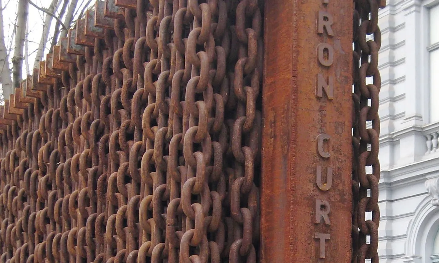 Monument du Rideau de Fer à Budapest, Hongrie ©Wikimedia Commons (Loganbking - CC BY 3.0)