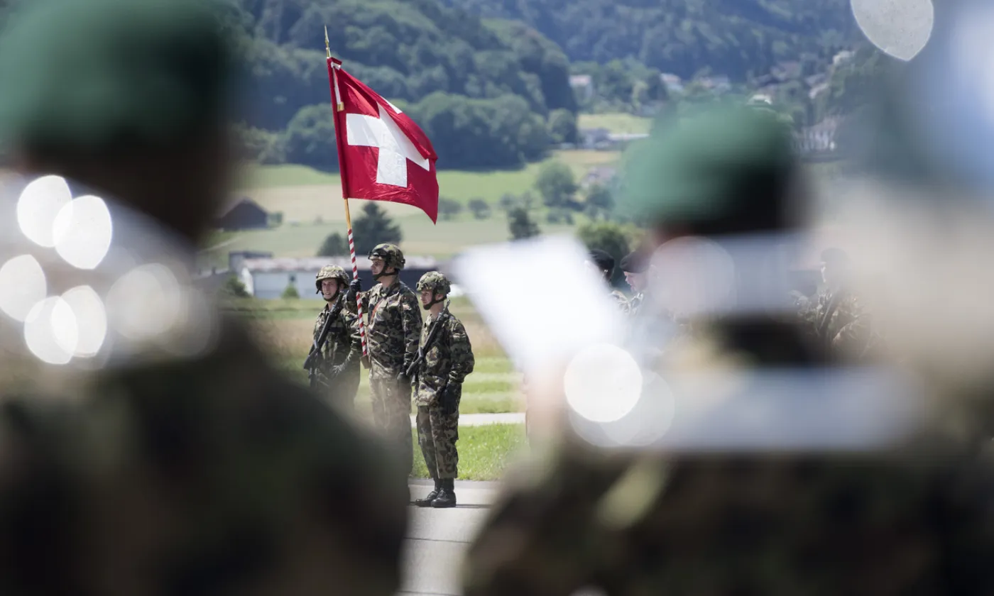 Des soldats à Berne-Belp en 2016 ©Keystone/Marcel Bieri