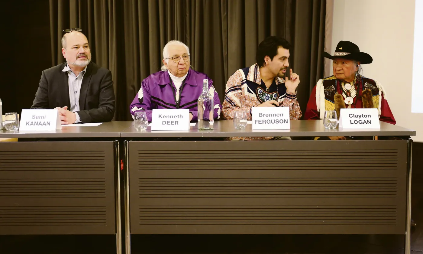 Une célébration pour restituer des objets sacrés © Patrick Gilliéron Lopreno