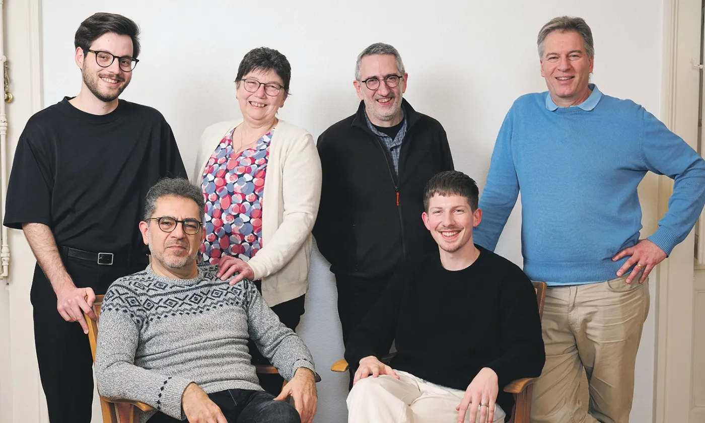 De gauche à droite: Quentin Beck, Constantin Bacha, Esther Berger, Jean-Marc Leresche, Micha Weiss et Frédo Siegenthaler ©David Marchon