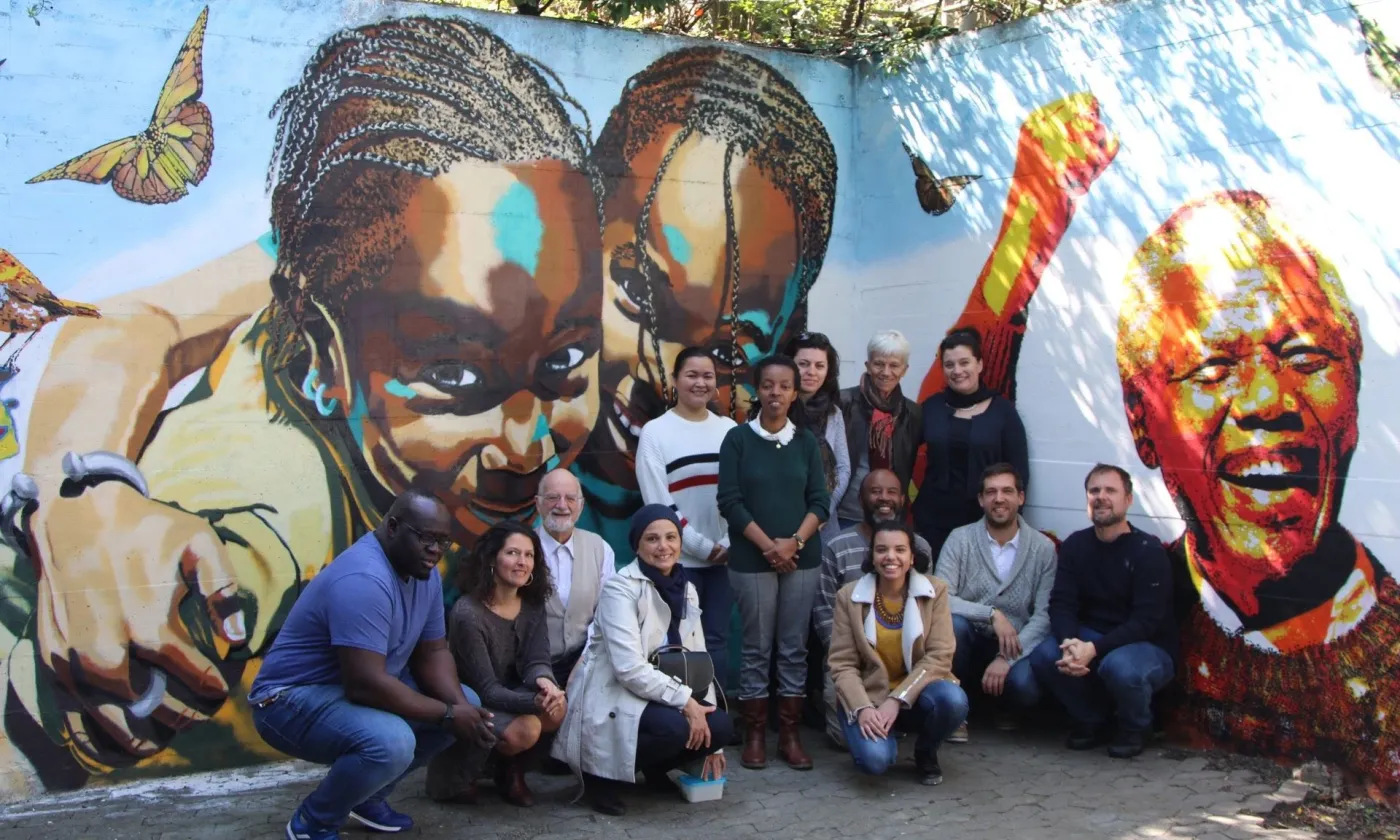 En 2019, une fresque avait été graffée par Nadia Seika et Heurk Oner durant une précédente édition de «Servette contre le racisme». ©Plateforme interreligieuse de Genève