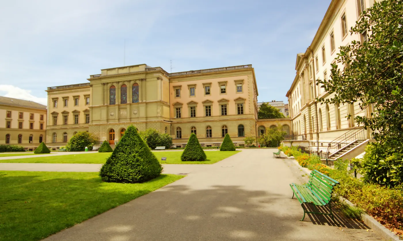 Le bâtiment des Bastions de l'Université de Genève. iStock / Elenarts
