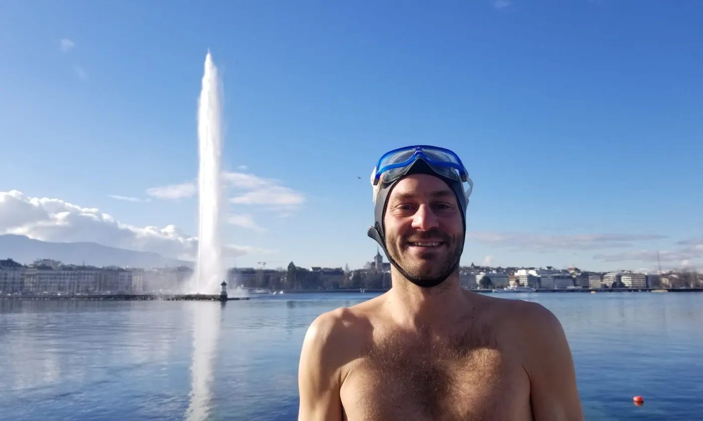 Luc Berthoud, adepte de la nage en eau froide ©Christine Mo Costabella/RTSreligion