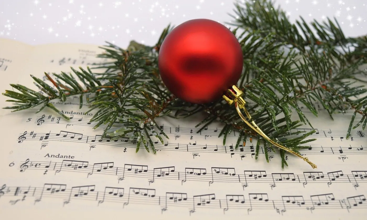 Noël, c’est la fête du oui à la vie, à une vie pleine à l’écoute de notre musique intérieure. ©Pixabay