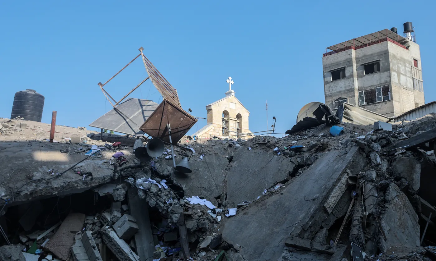 L'église orthodoxe grec Porphyrius après une nuit de bombardements à Gaza, le 20 octobre 2023.  Keystone