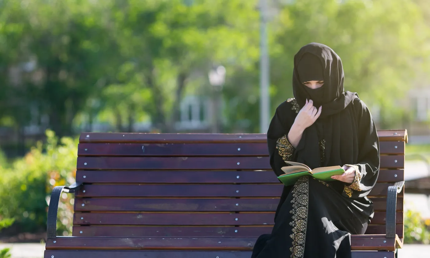 Le Conseil suisse des religions s’oppose à l’interdiction du voile islamique intégral IStock