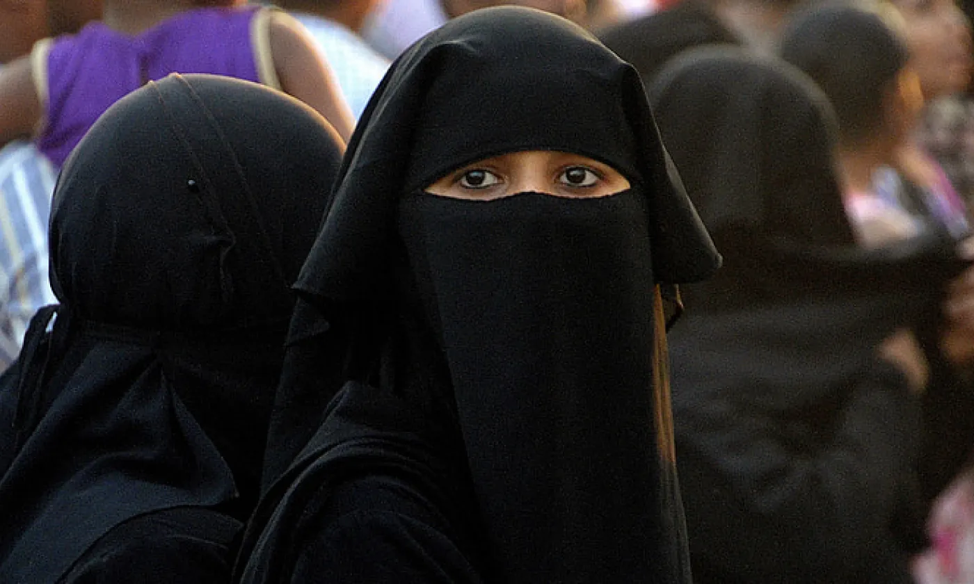 Femme en niqab ©PickPik