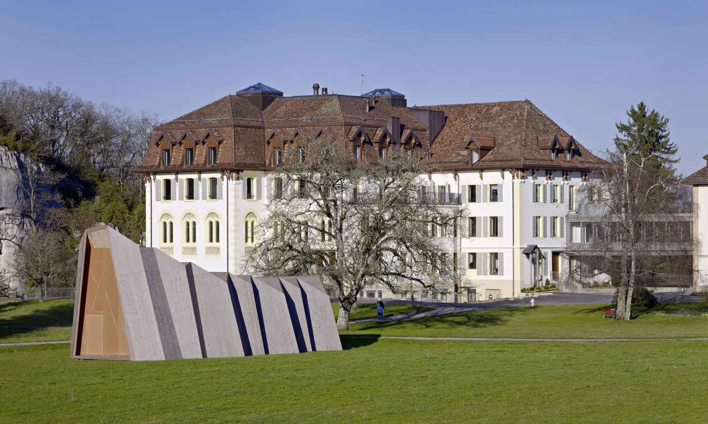 La Maisonnée de Saint-Loup et la chapelle origami ©La Communauté de Saint-Loup
