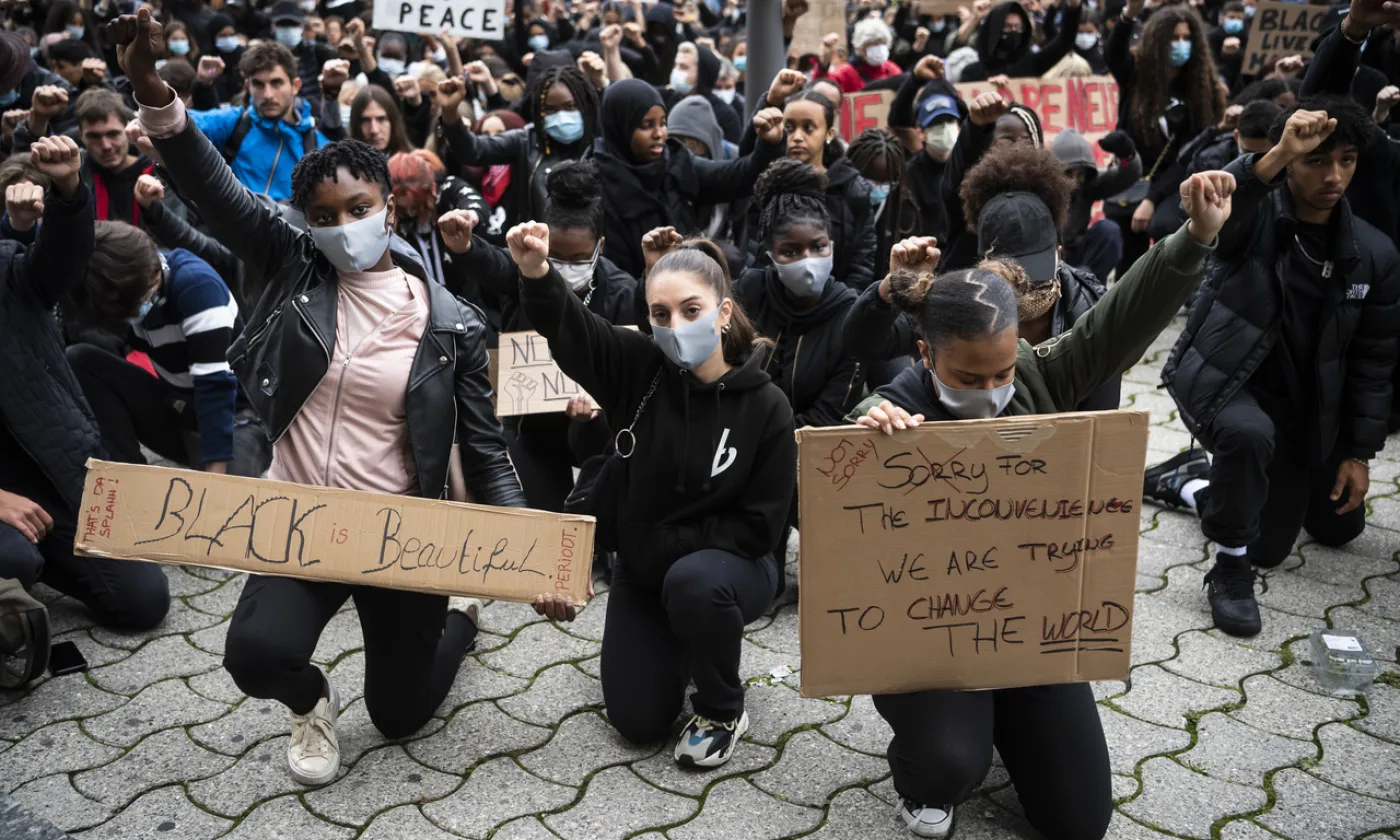 Manifestation Black Lives Matter à Lausanne, le 13 juin 2020 Keystone/Jean-Christophe Bott