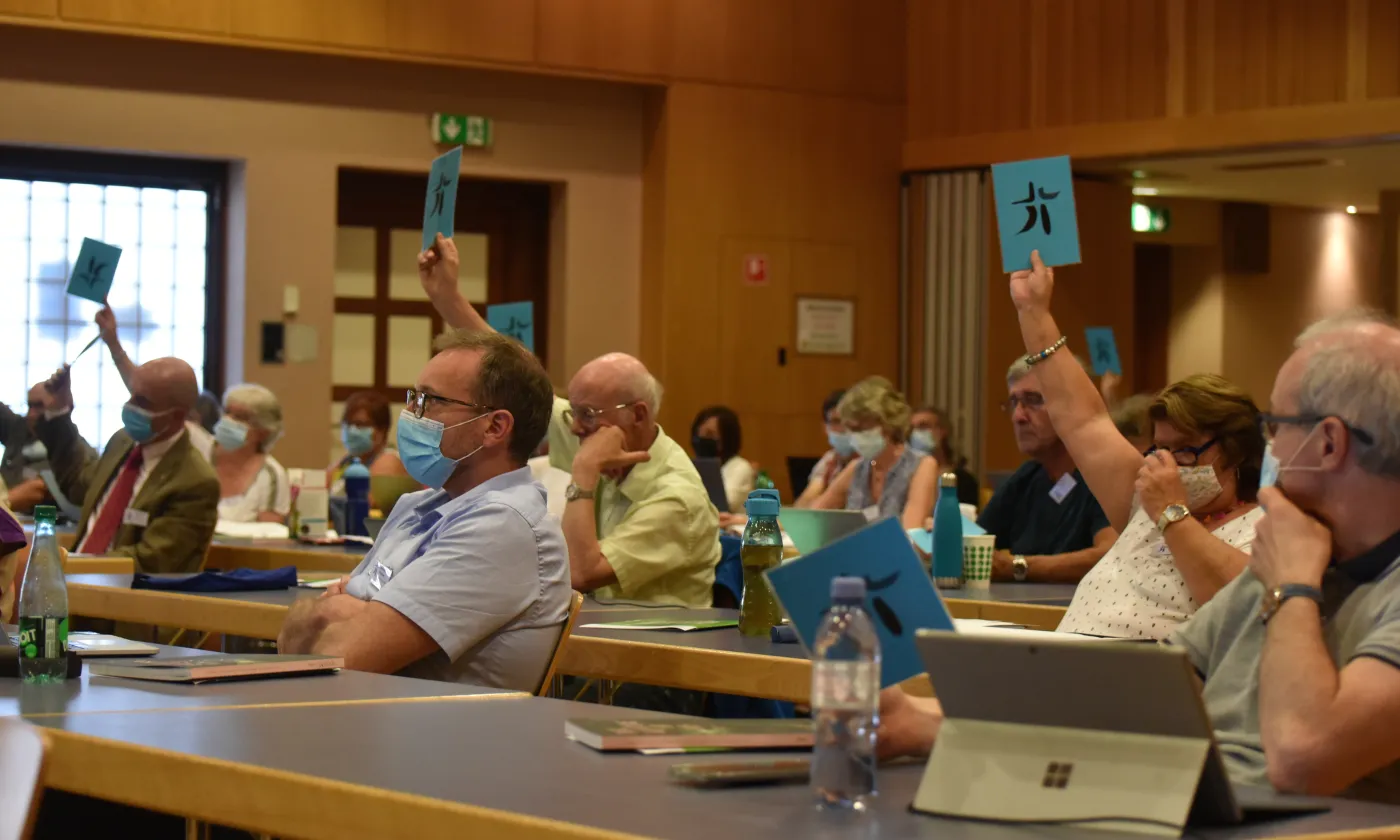 Réunis à Moudon les 11 et 12 juin, les délégués du Synode de l’Église évangélique réformée vaudoise ont confirmé les dotations votées en mars 2019. © Gérard Jaton Réunis à Moudon les 11 et 12 juin, les délégués du Synode de l’Église évangélique réformée vaudoise ont confirmé les dotations votées en mars 2019. © Gérard Jaton